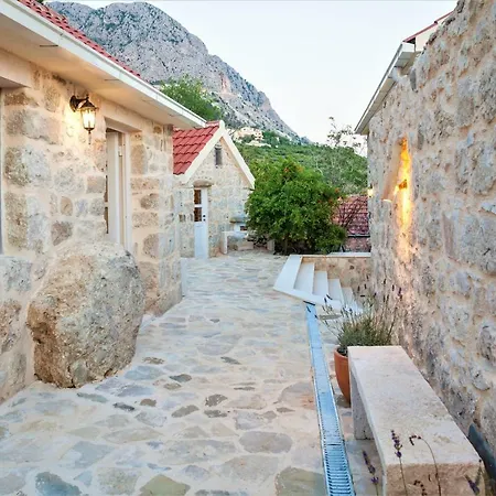 Sunset Villa