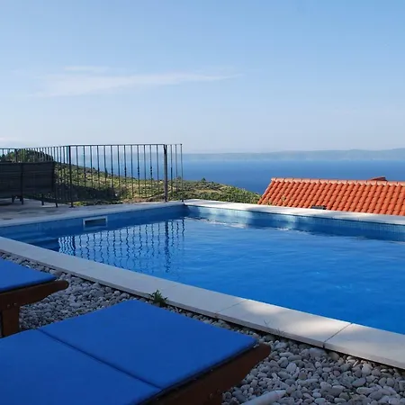 Sunset Villa *